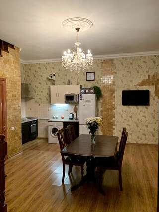 Апартаменты Apartment on Zhukovskogo Одесса Двухуровневые апартаменты-5
